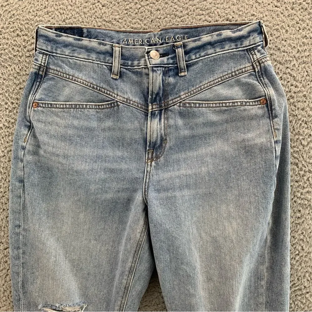 American Eagle Women's Ripped Mom Jean Distressed Jeans -  Size:  6 (Short) - Picture 2 of 15